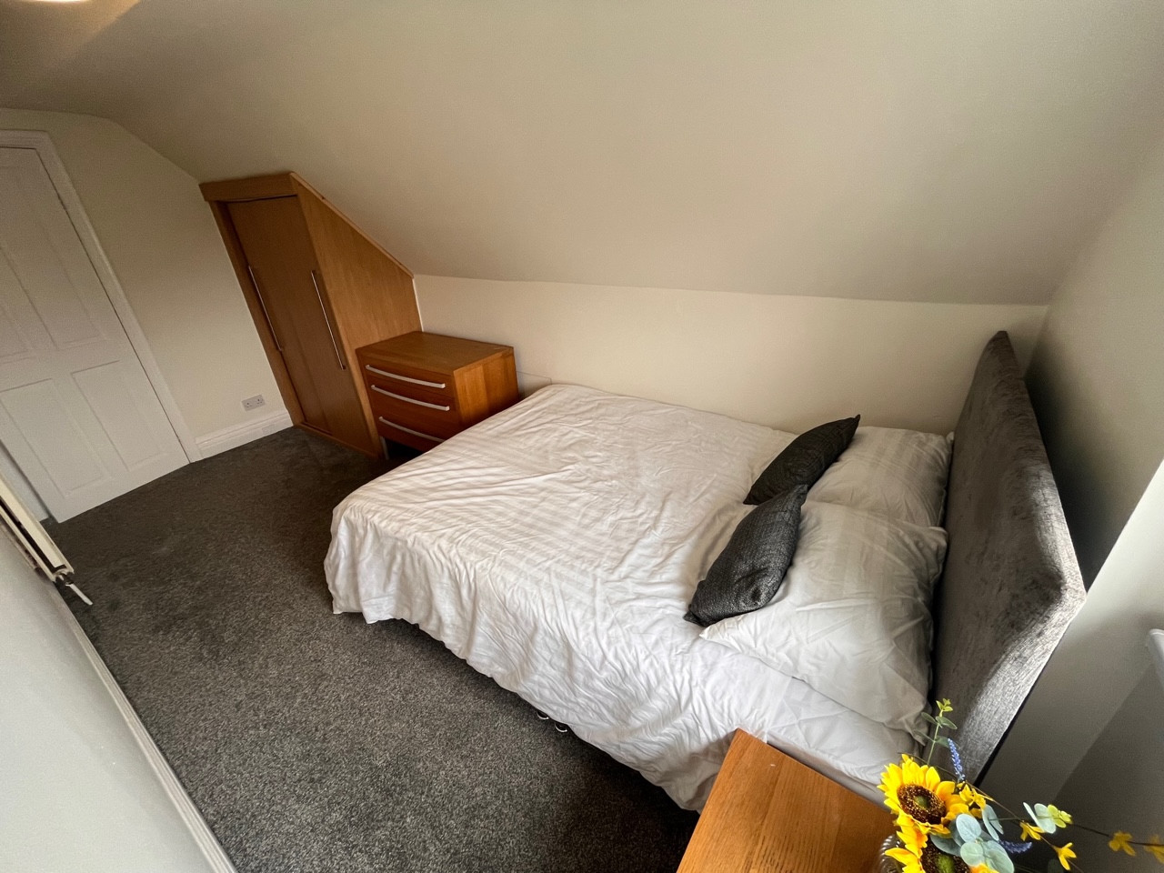 Photo of  Ashleigh Road,  Leeds, LS16