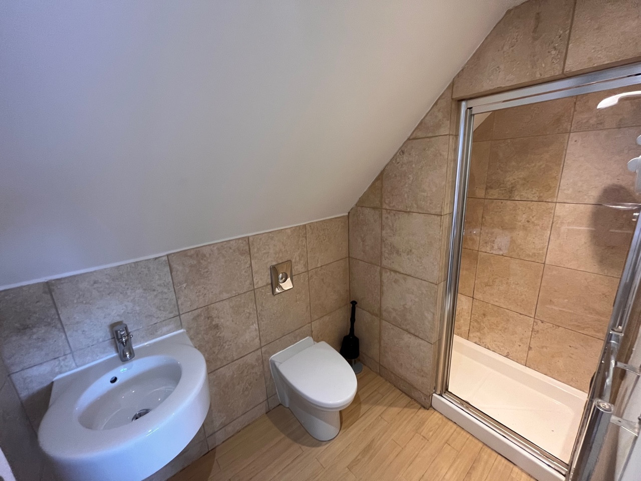 Photo of  Ashleigh Road,  Leeds, LS16