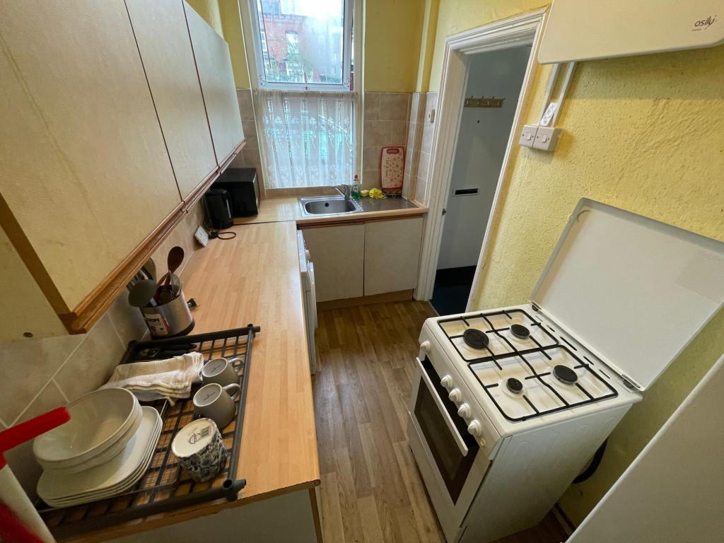 Photo of  Edgware Row,  Leeds, LS8