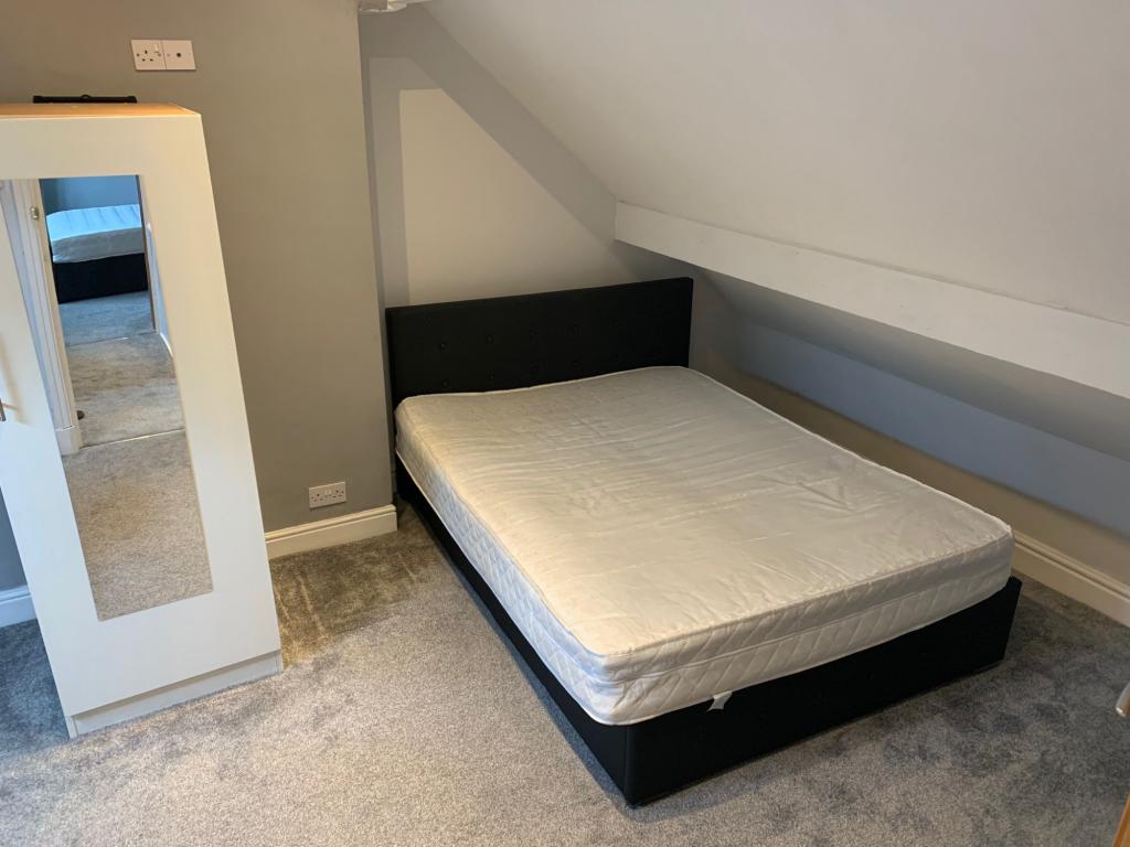 Photo of  Rokeby Gardens,  Leeds, LS6