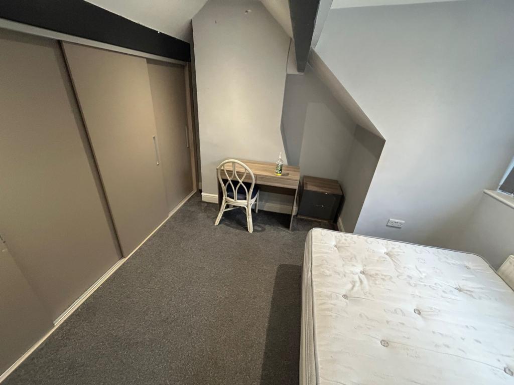 Photo of  Rokeby Gardens,  Leeds, LS6