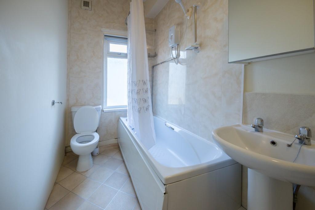 Photo of  Broomfield Terrace,  Leeds, LS6