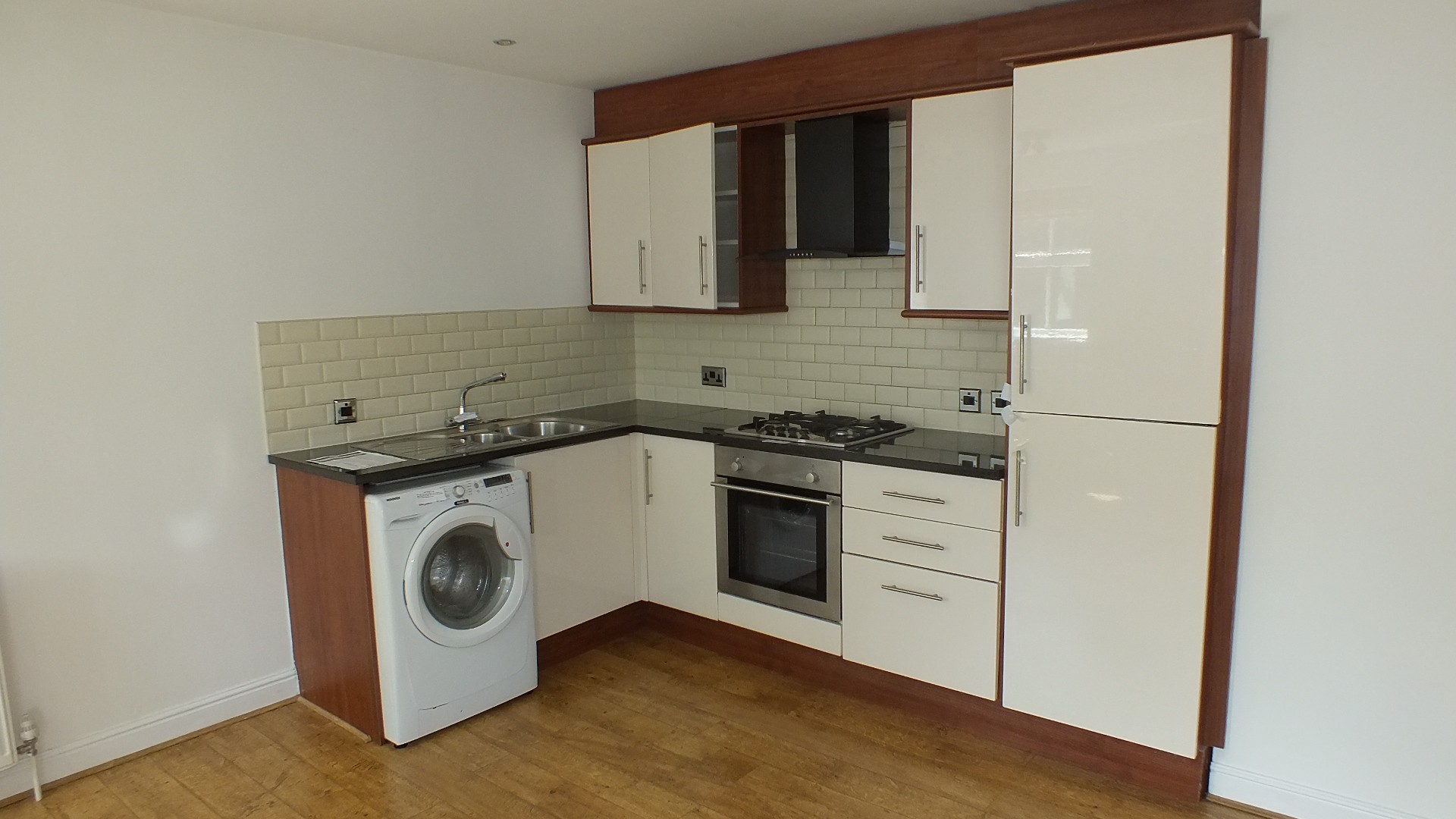 Photo of flat 1 Richmond Court , Rodley Lane, Leeds, LS13