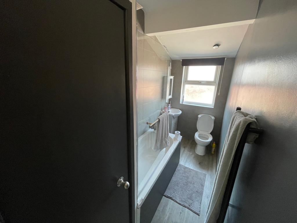 Photo of  Flat 3, Providence Avenue, Leeds, LS6