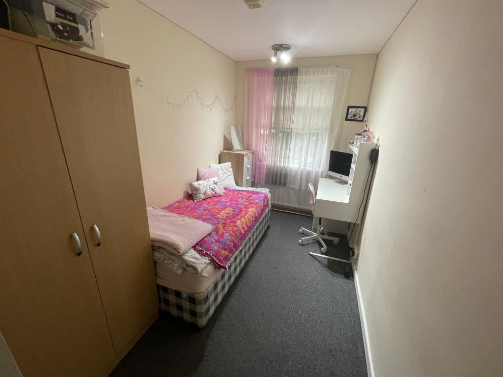 Photo of  Kepstorn Close,  Leeds, LS5