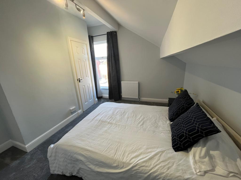 Photo of  Ash Road,  Leeds, LS6