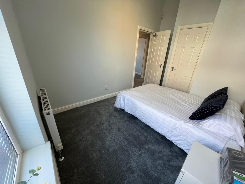 Photo of  Ash Road,  Leeds, LS6