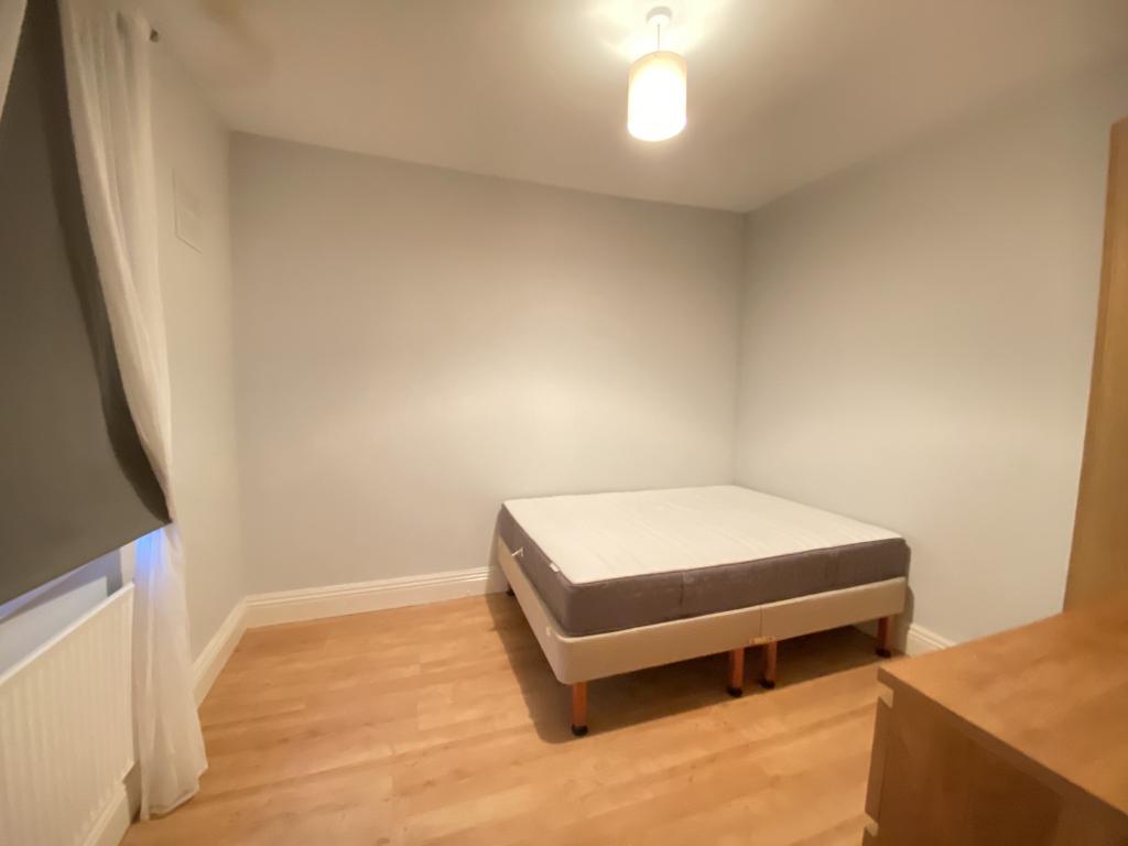 Photo of  Oakwood Avenue,  Leeds, LS8