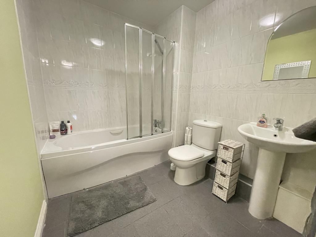 Photo of  Carisbrooke Road,  Leeds, LS16