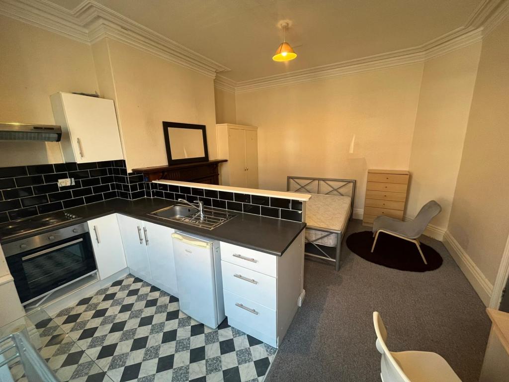 Photo of Ground Floor Front Manor Terrace,  Leeds, LS6