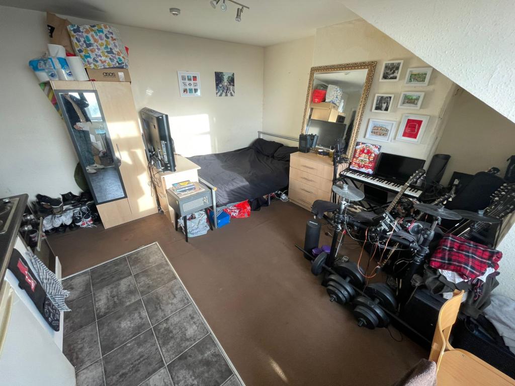 Photo of Top Back Manor Terrace,  Leeds, LS6