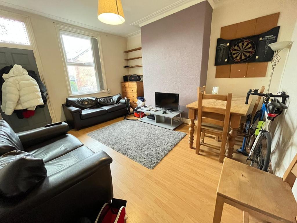 Photo of  Royal Park Grove,  Leeds, LS6