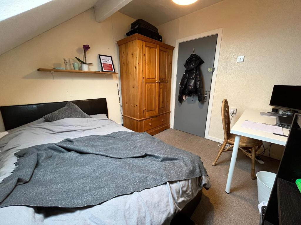 Photo of  Royal Park Grove,  Leeds, LS6