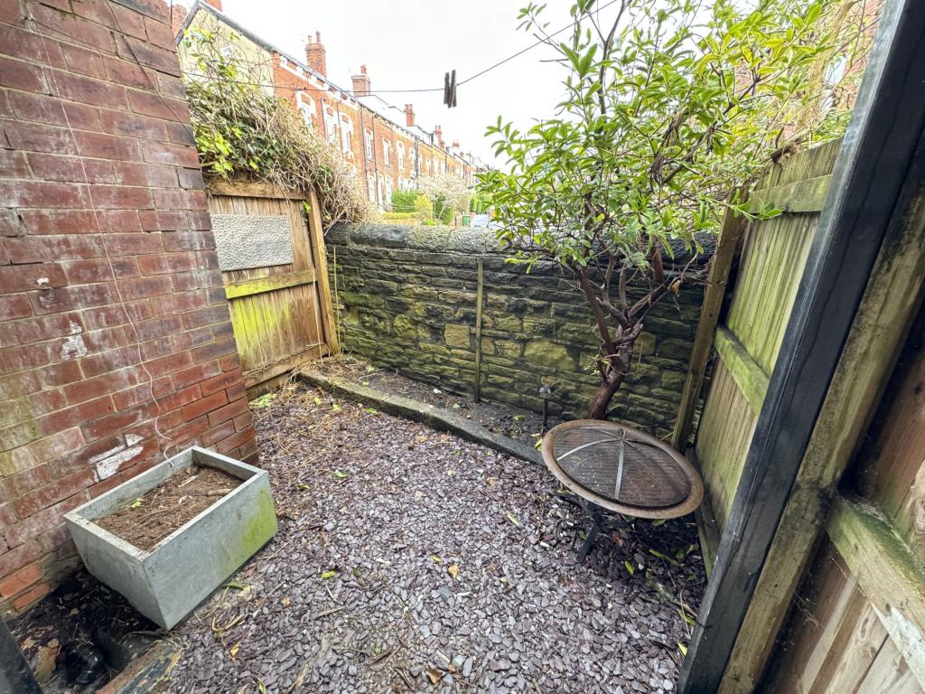 Photo of  Potternewton Lane,  Leeds, LS7
