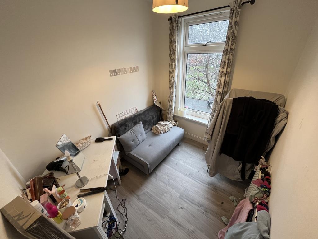 Photo of  Knowle Avenue,  Leeds, LS4