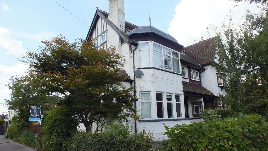 Photo of  Ashleigh Road,  Leeds, LS16