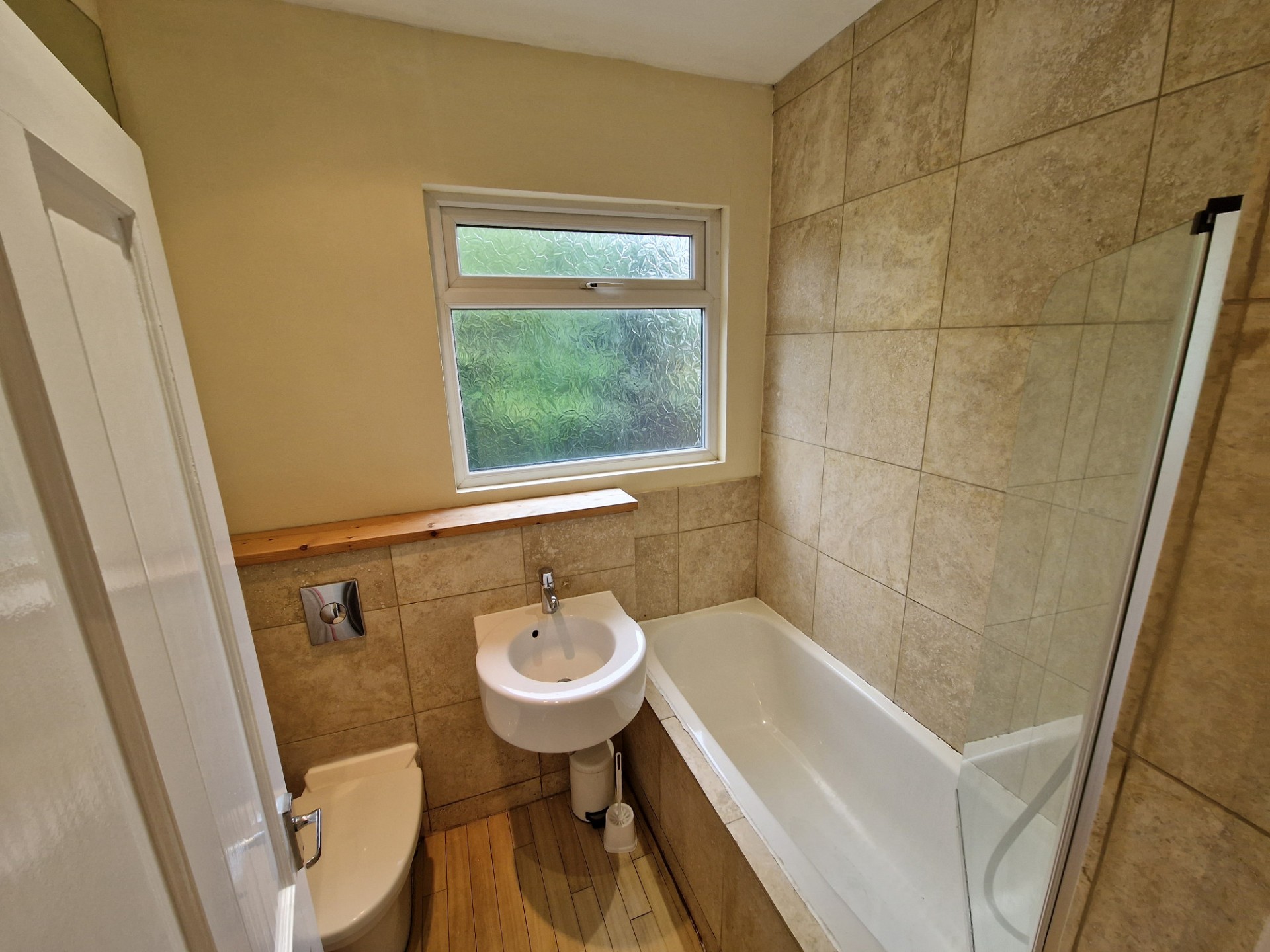Photo of  Ashleigh Road,  Leeds, LS16
