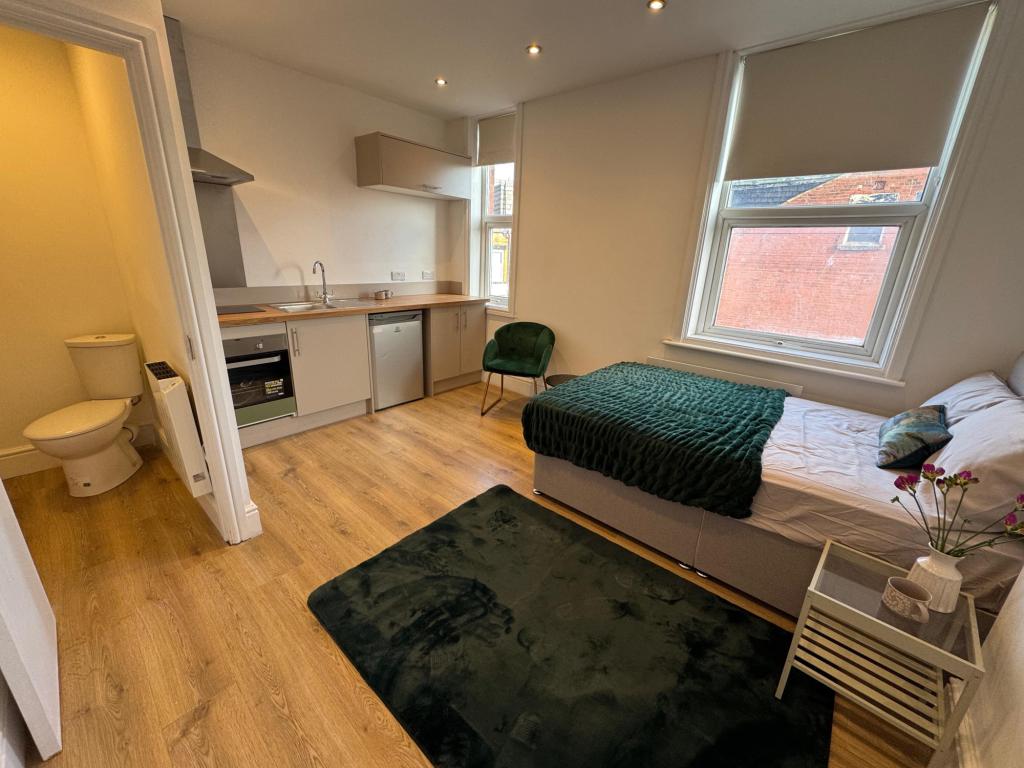 Photo of  133 Lodge Lane, Beeston, Leeds, LS11