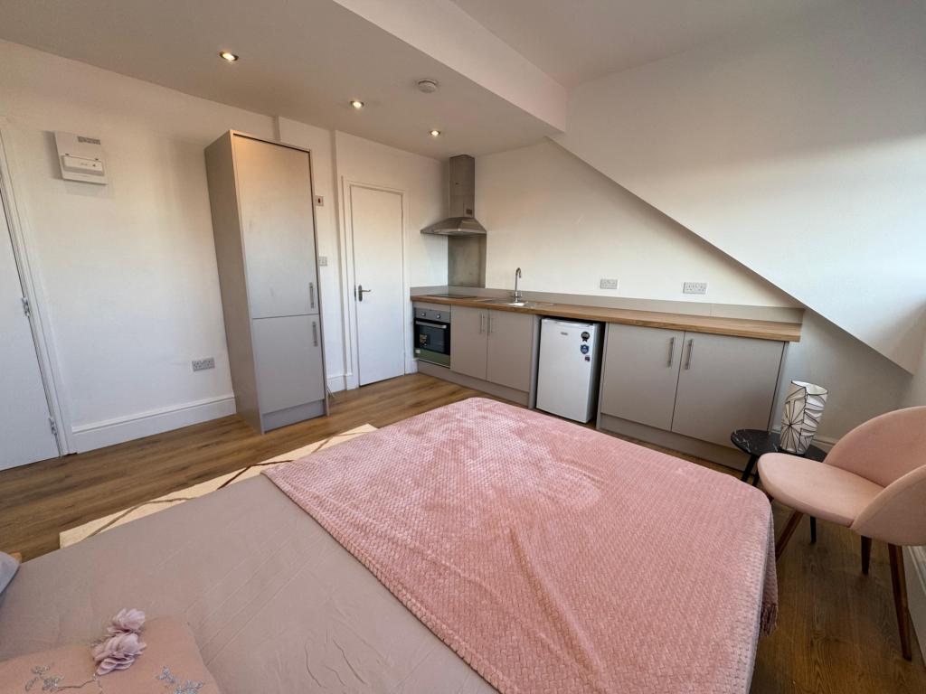 Photo of  133 Lodge Lane, Beeston, Leeds, LS11