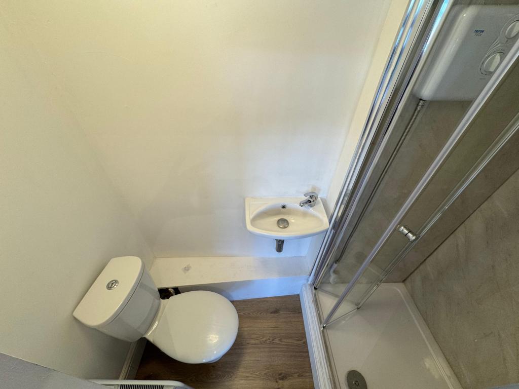 Photo of  133 Lodge Lane, Beeston, Leeds, LS11