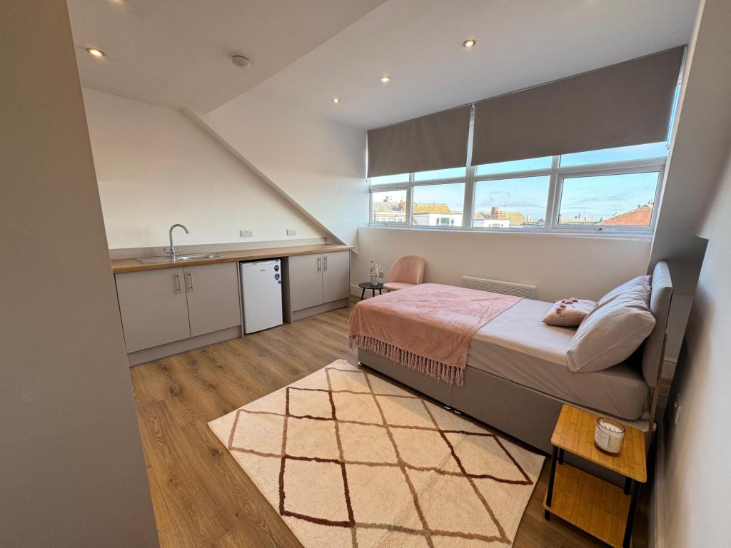 Photo of  133 Lodge Lane, Beeston, Leeds, LS11