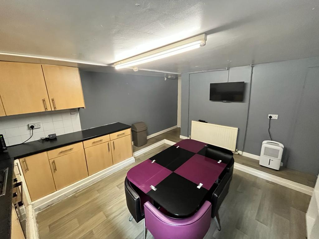 Photo of  Lucas Place,  Leeds, LS6