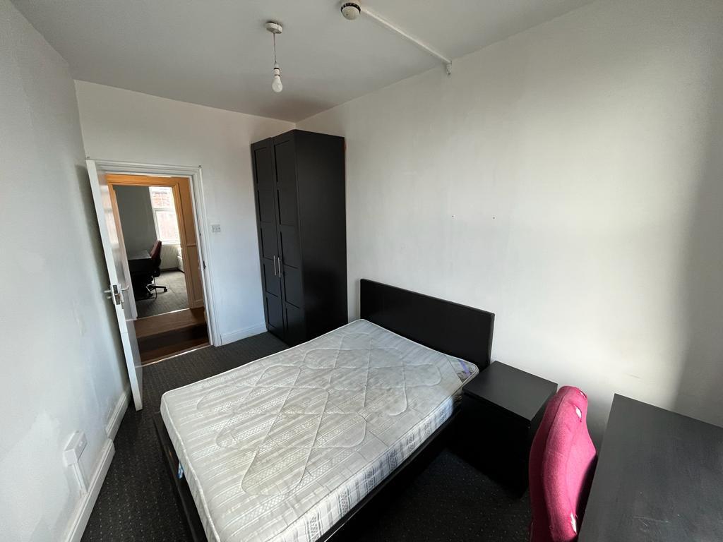 Photo of  Lucas Place,  Leeds, LS6