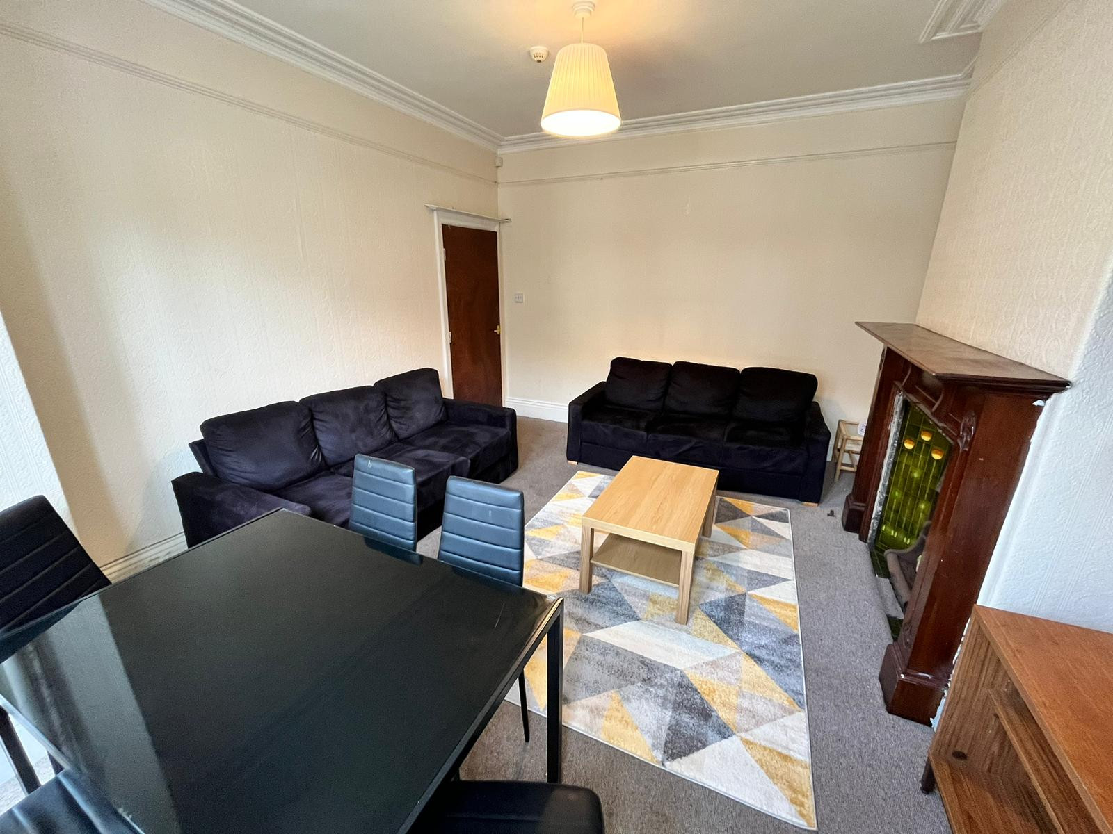 Photo of  Estcourt Terrace,  Leeds, LS6