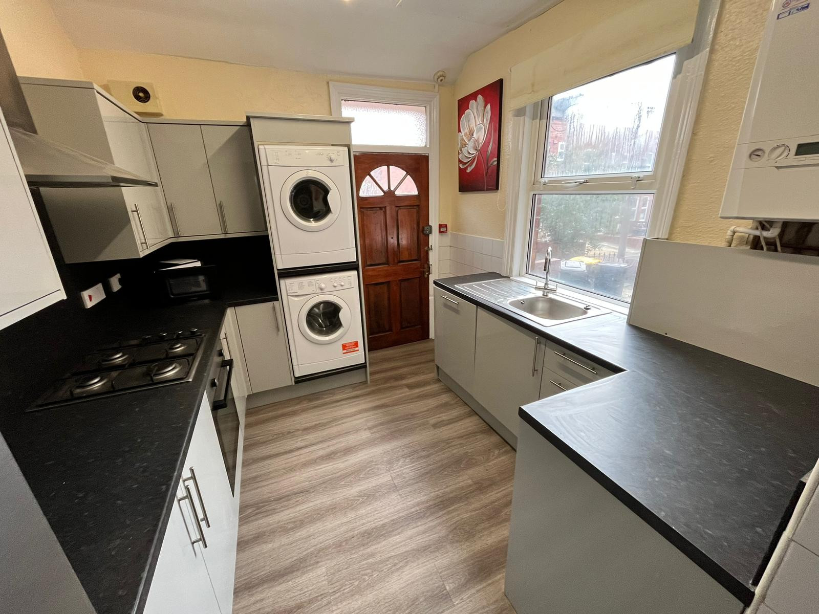 Photo of  Estcourt Terrace,  Leeds, LS6