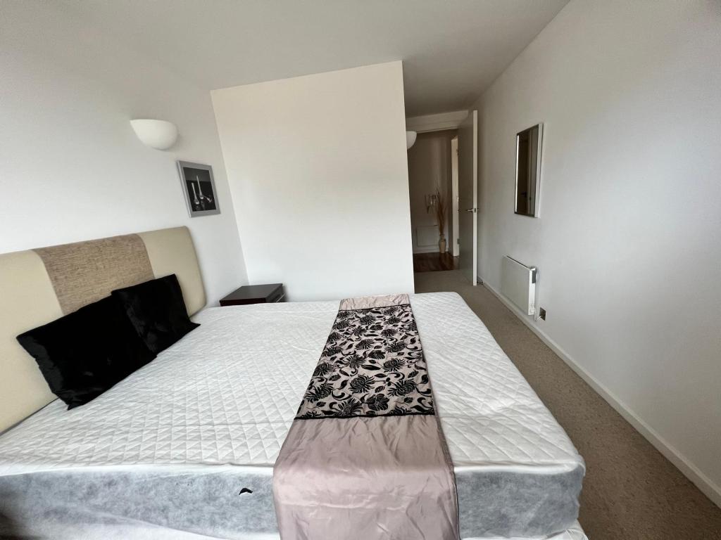 Photo of  Whitehall Waterfront,  Leeds, LS1