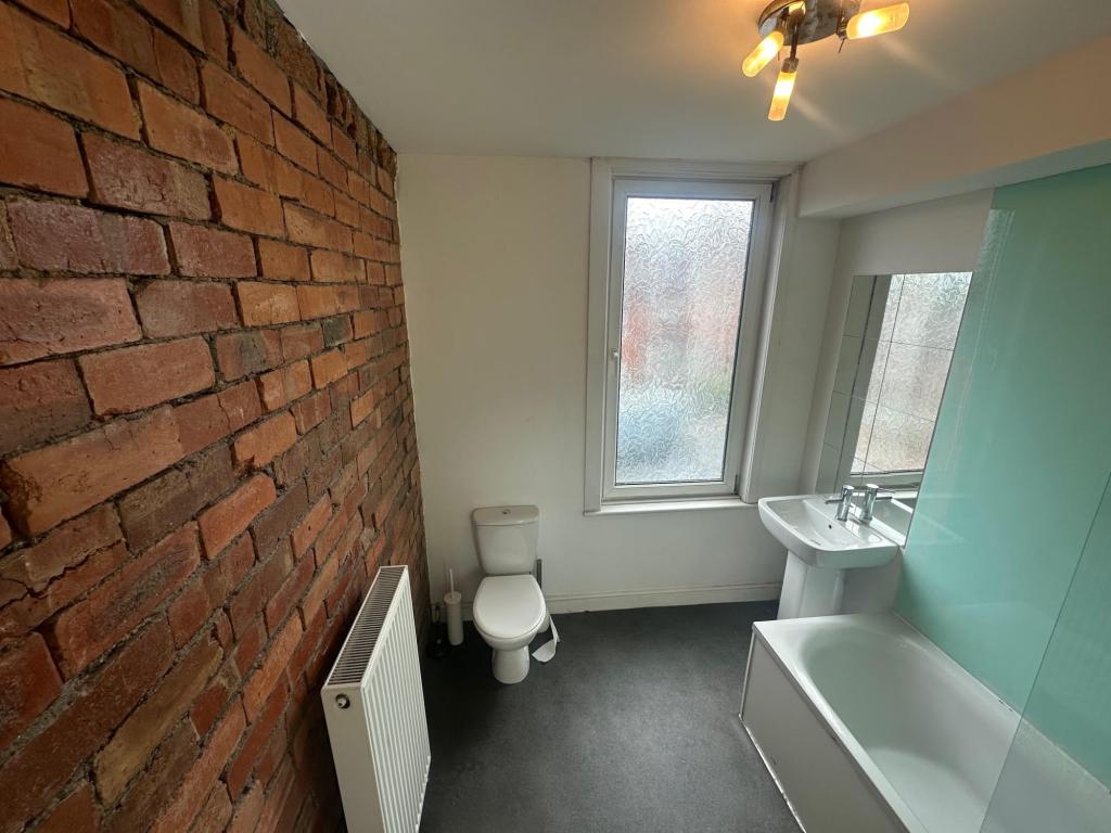 Photo of  Norman Mount,  Leeds, LS5