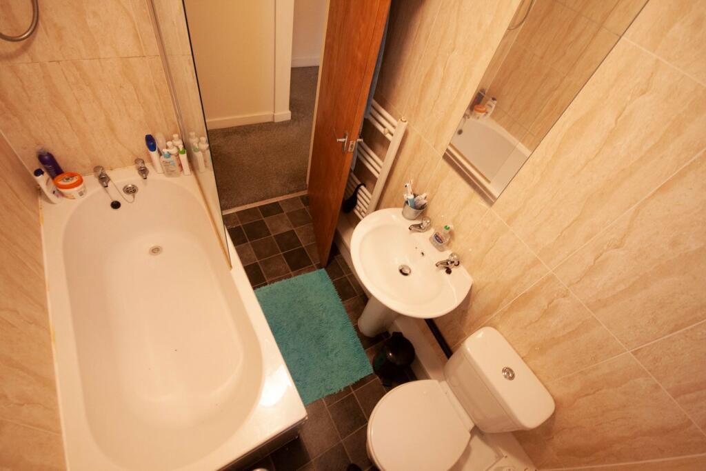 Photo of  Thornville Grove,  Leeds, LS6