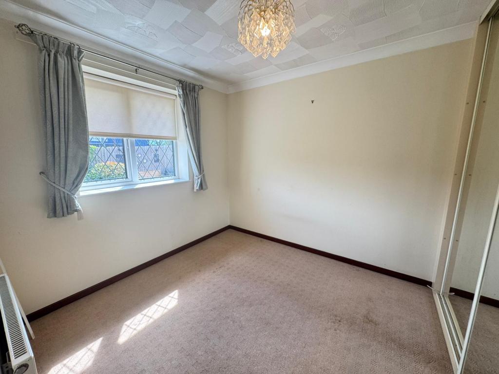 Photo of  Oxford Court Gardens,  Castleford, WF10