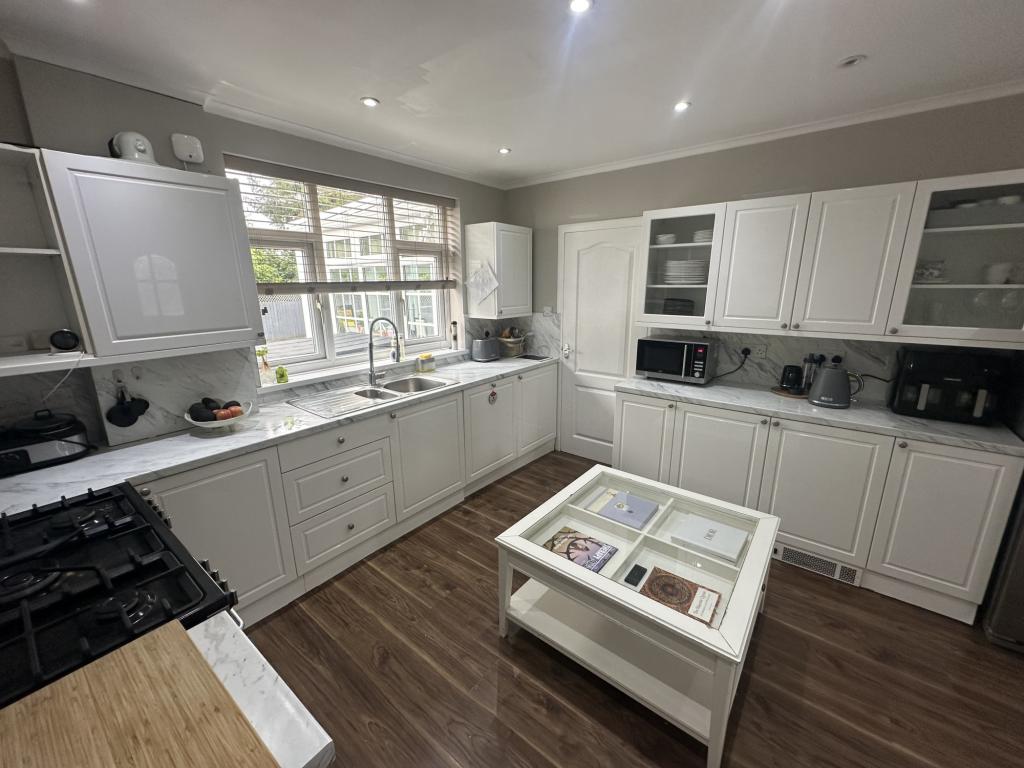 Photo of  Deanswood View,  Leeds, LS17