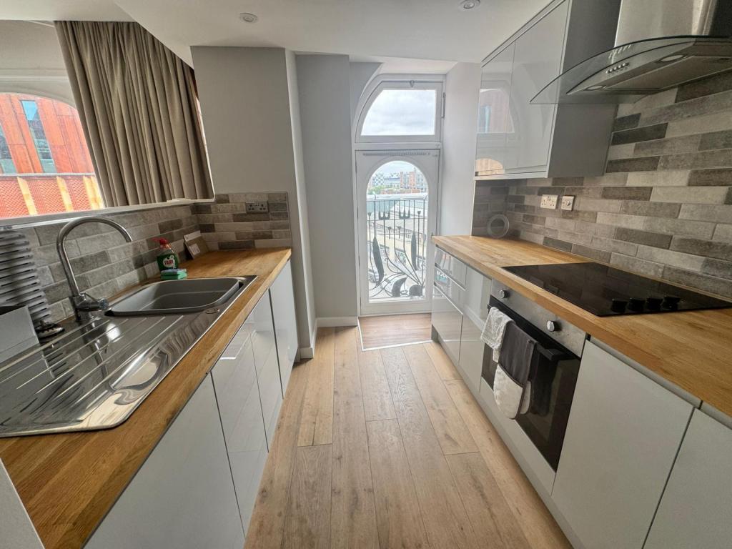 Photo of  1 Harewood Street,  Leeds, LS2