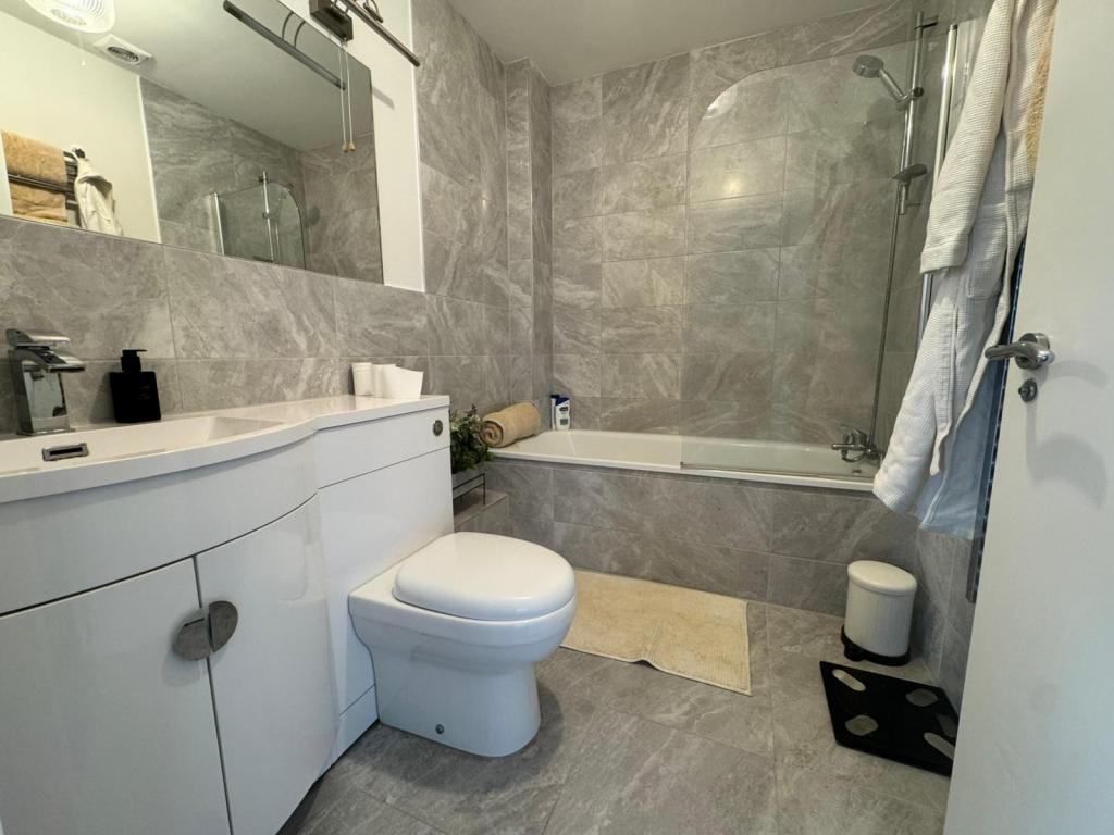 Photo of  1 Harewood Street,  Leeds, LS2