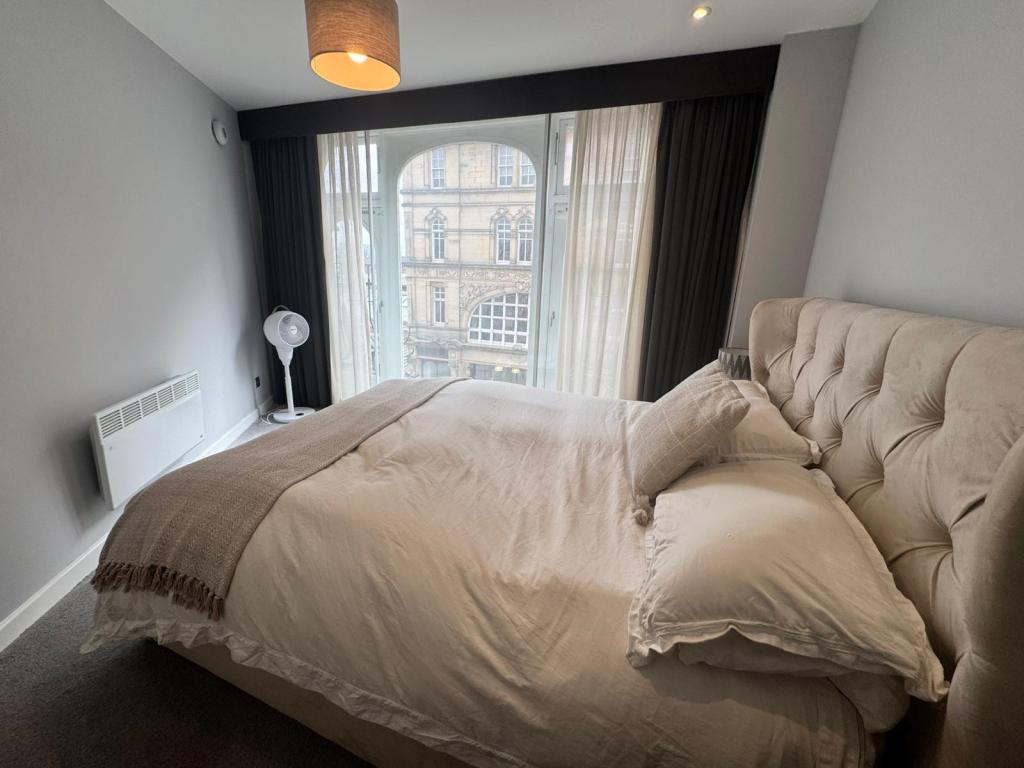 Photo of  1 Harewood Street,  Leeds, LS2