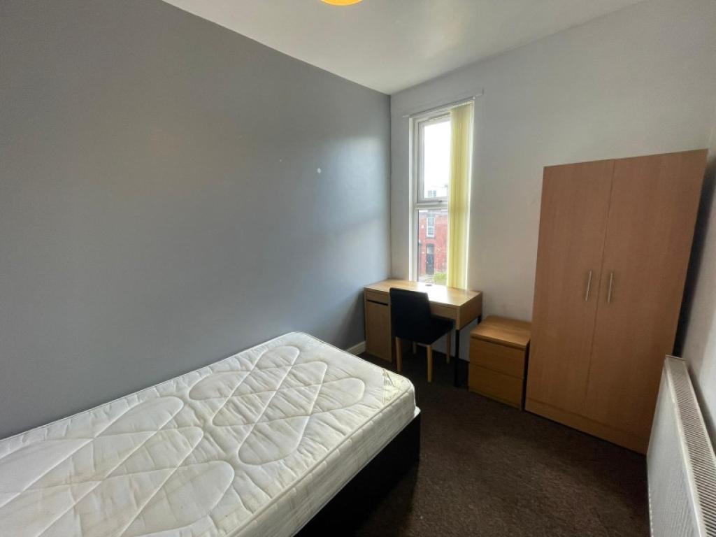 Photo of  Brudenell Mount,  Leeds, LS6