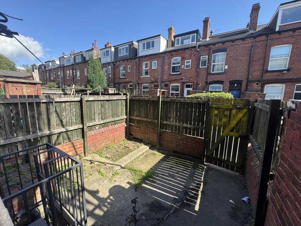 Photo of  School View,  Leeds, LS6