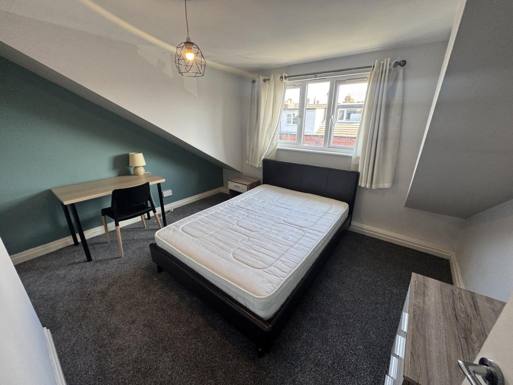 Photo of  School View,  Leeds, LS6