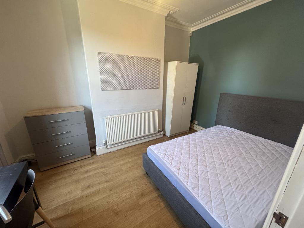 Photo of  School View,  Leeds, LS6