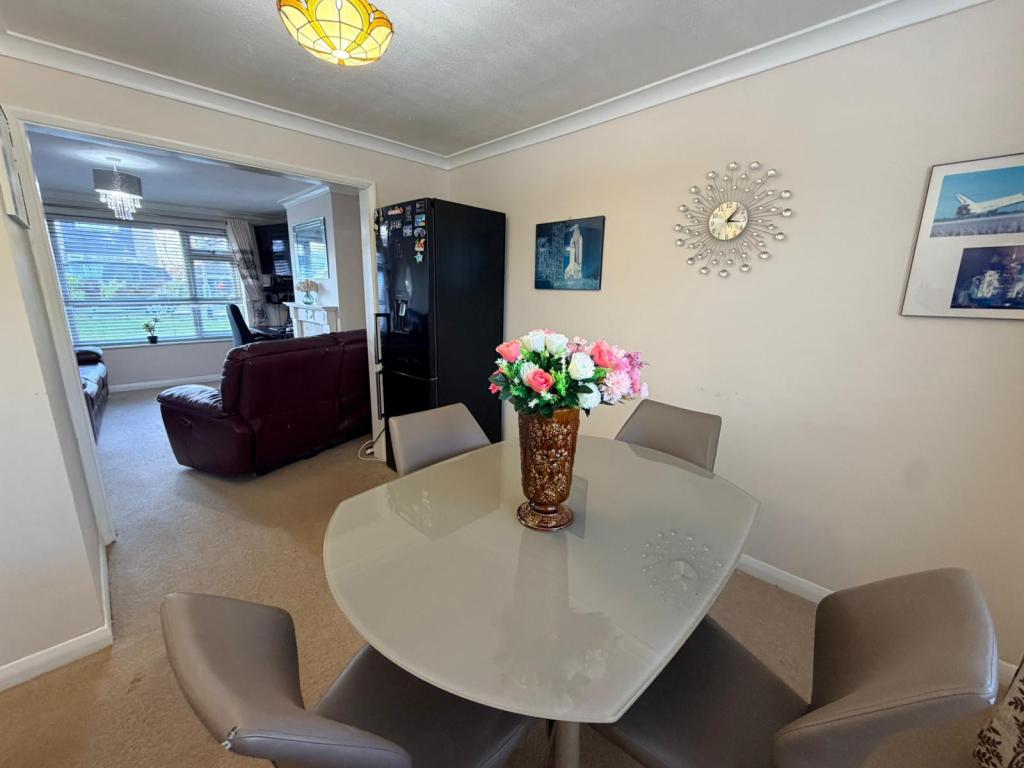 Photo of  Birkdale Rise,  Leeds, LS17