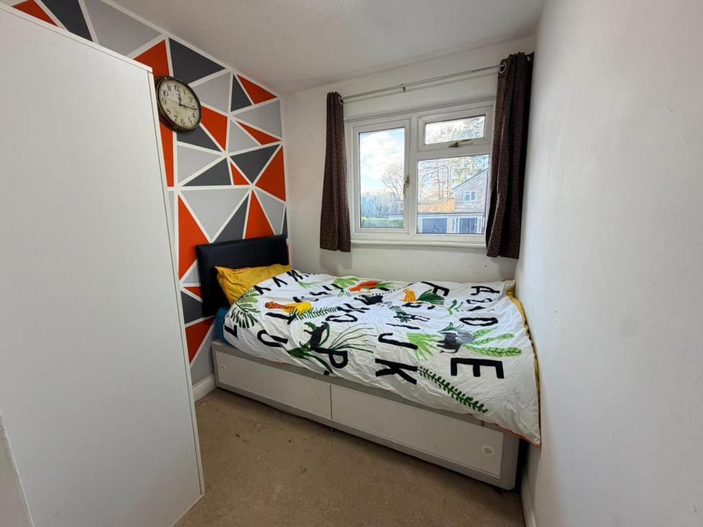 Photo of  Birkdale Rise,  Leeds, LS17