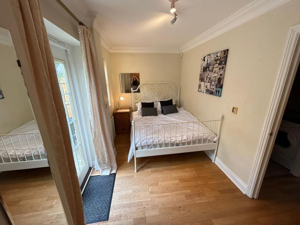 Photo of  Carisbrooke Road,  Leeds, LS16
