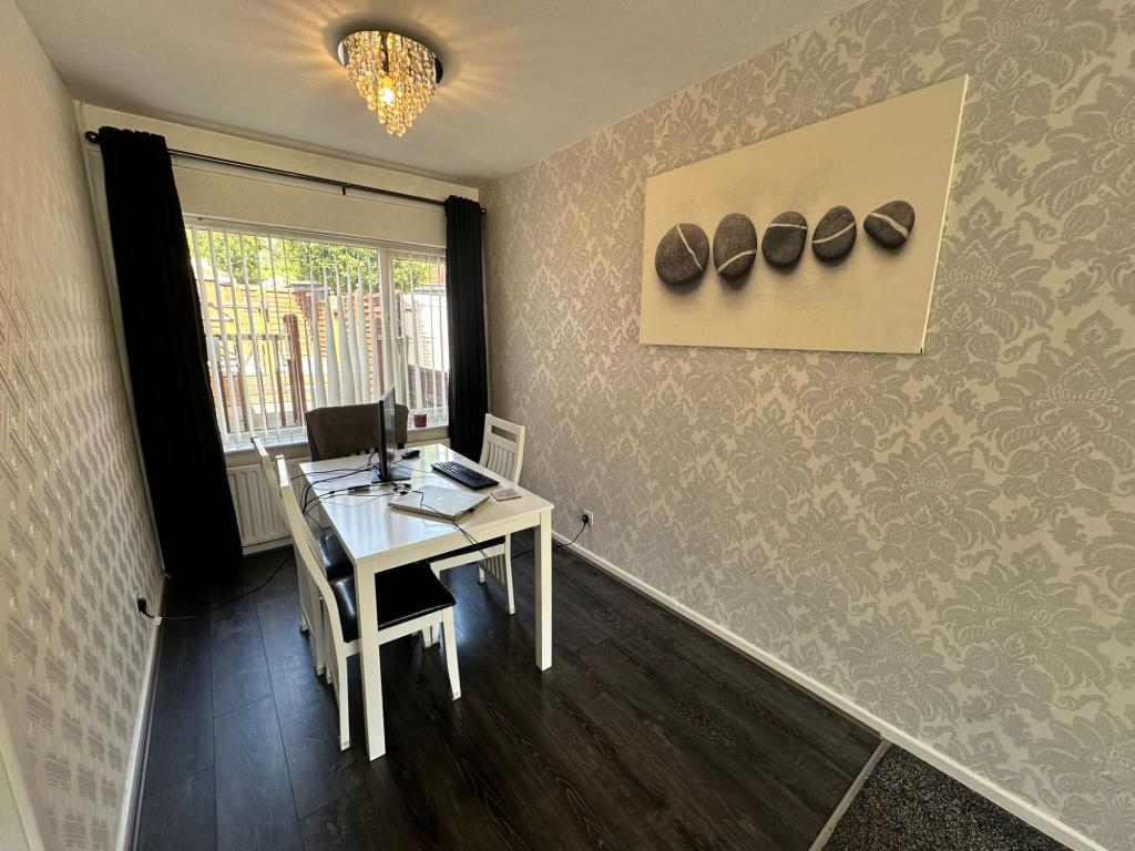 Photo of  Raynville Road,  Leeds, LS13
