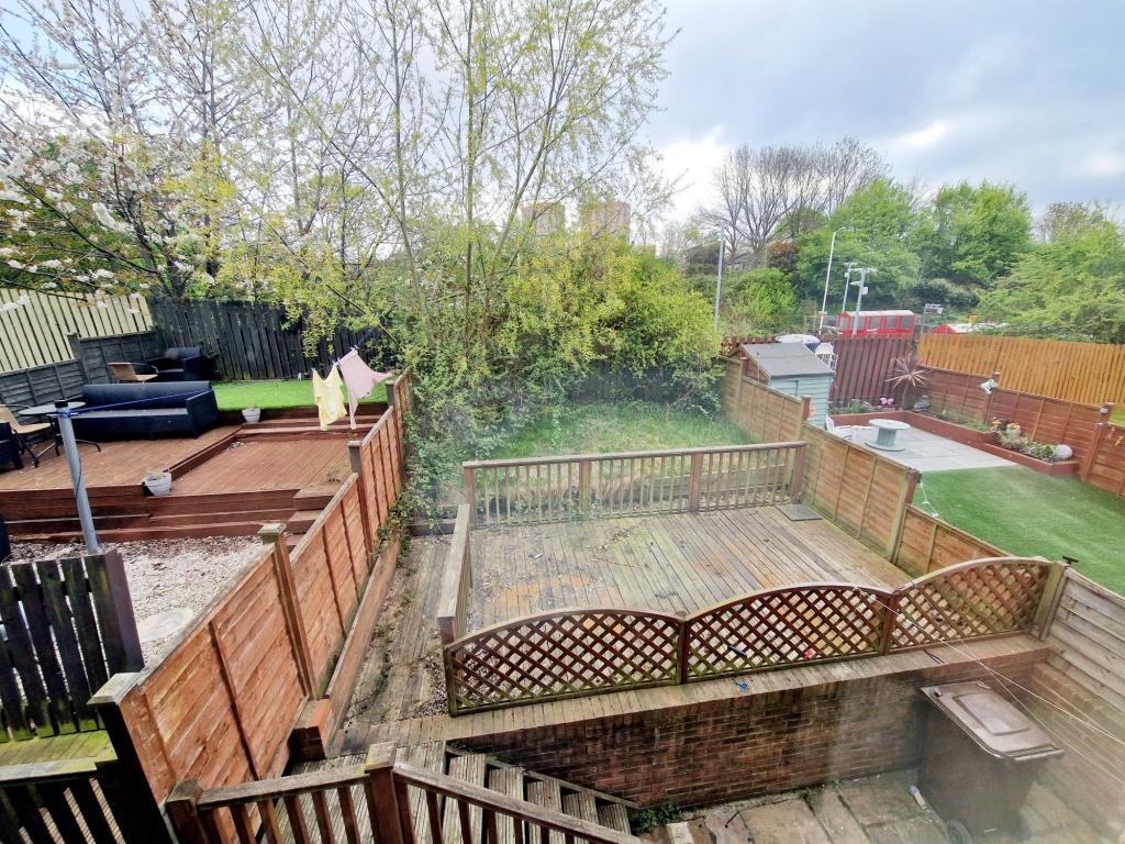 Photo of  Digpal Road, Churwell, Leeds, LS27