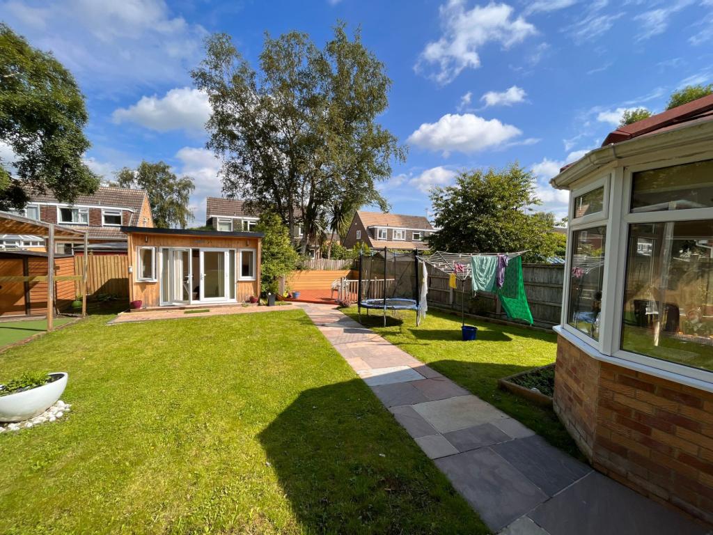 Photo of  Middlethorne Court,  Leeds, LS17