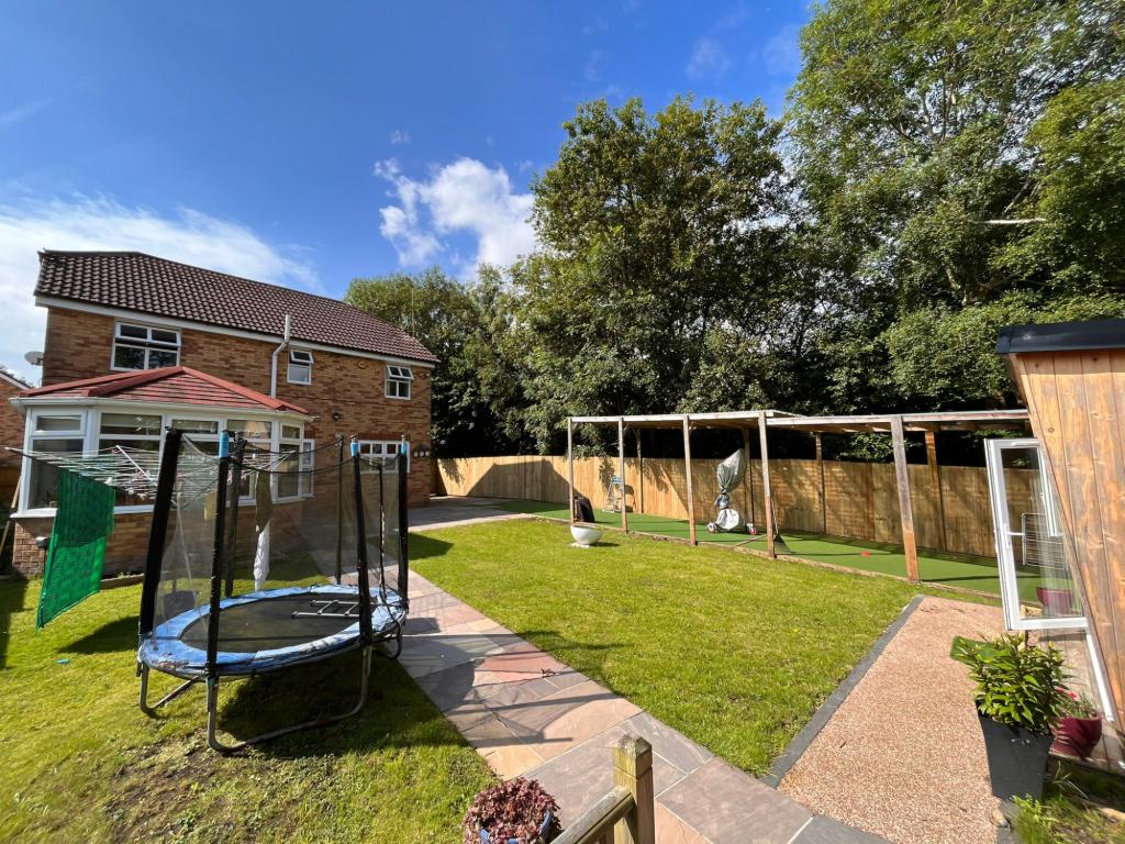 Photo of  Middlethorne Court,  Leeds, LS17