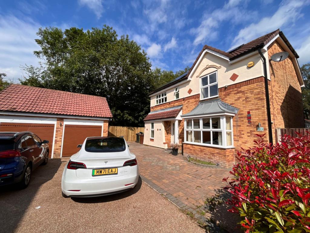 Photo of  Middlethorne Court,  Leeds, LS17