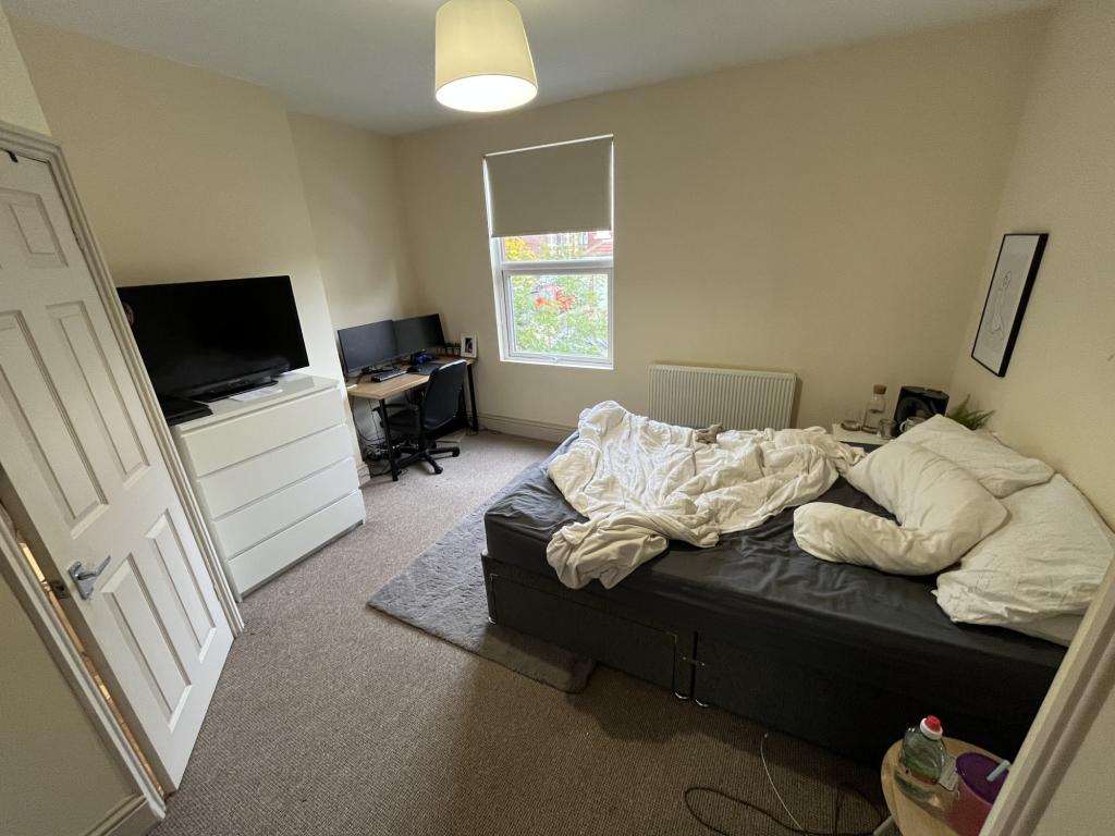 Photo of  Knowle Road,  Leeds, LS4